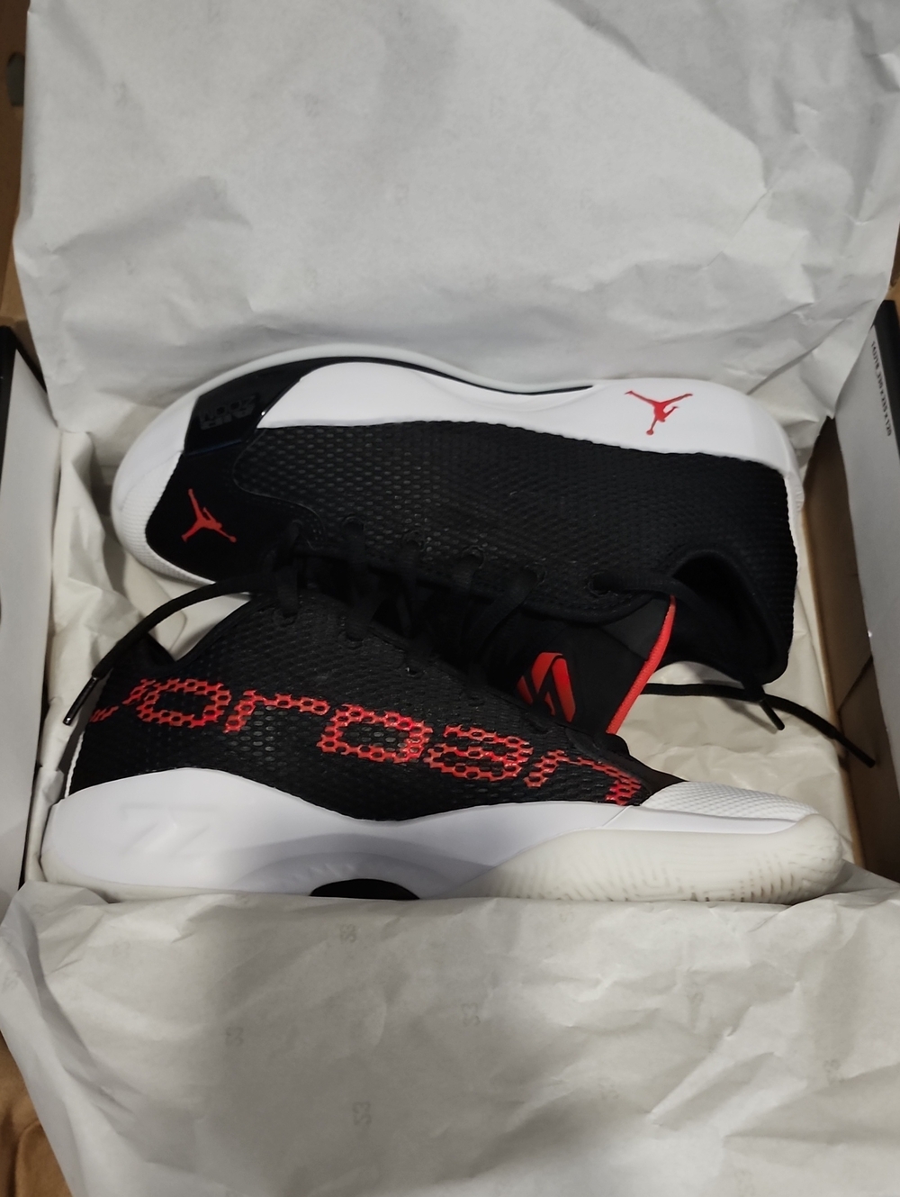 Jordan Luka 77 - Brand New Size 9